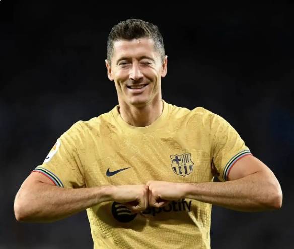 莱万多夫斯基官方宣布险胜新规，法国队引发争议！的简单介绍